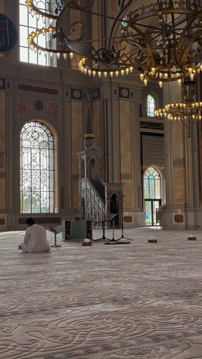 684's tweet image. مثل ما تجيك الكربه إللي بدون إشعار
يجيك الفرج من خالقك و أنت ما تدري