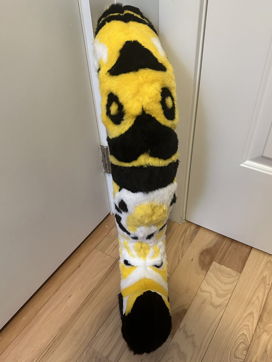 SkinnsH's tweet photo. Most complicated tail we’ve made here at Pawstabilites to date! This is for a Bengal cat partial fursuit and is not for sale https://t.co/vQMftM5Blb