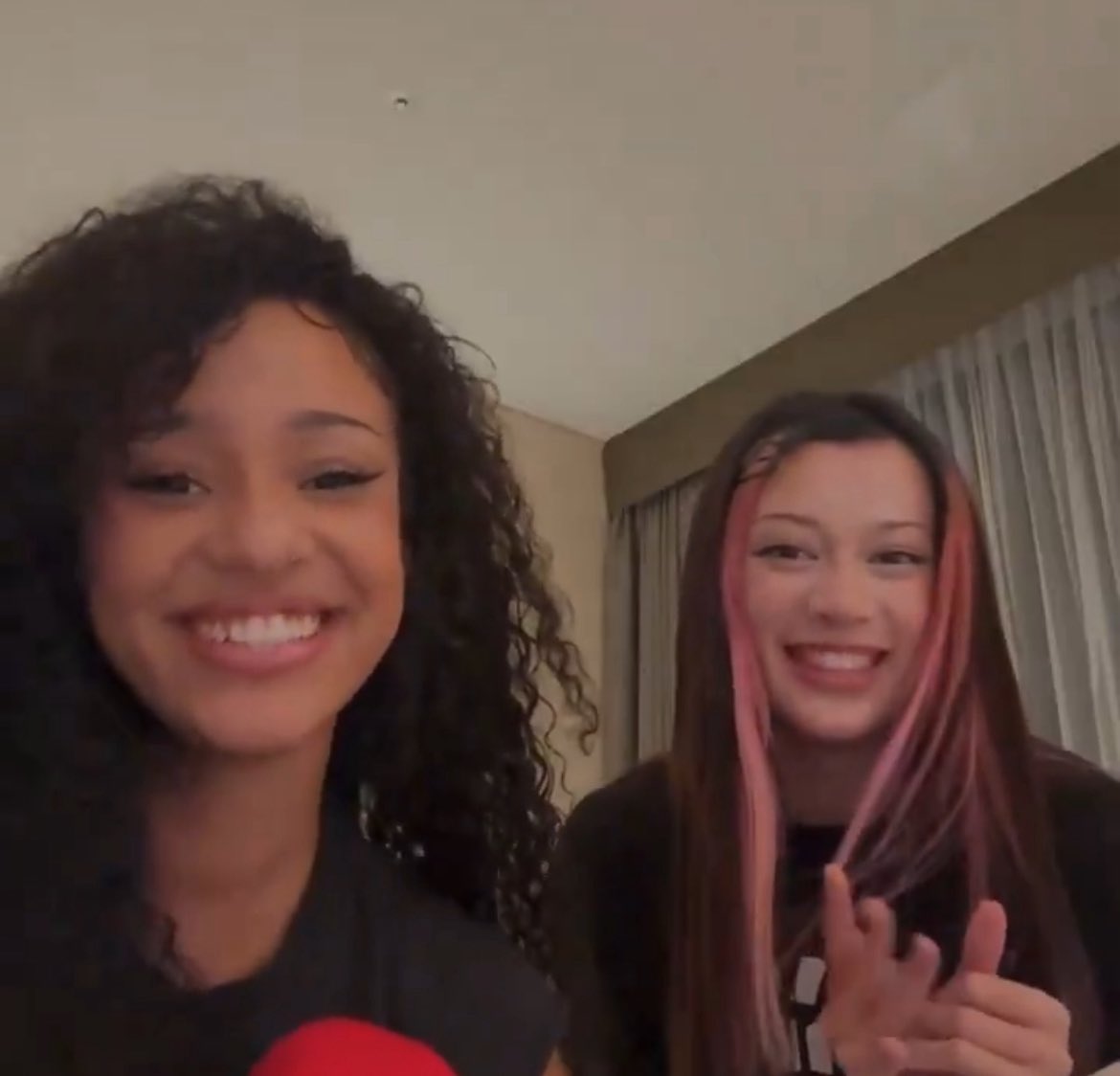 just remembered these two are the only ones who don’t have any singing vids/covers on the group page…gonna need their team to get on that 💔