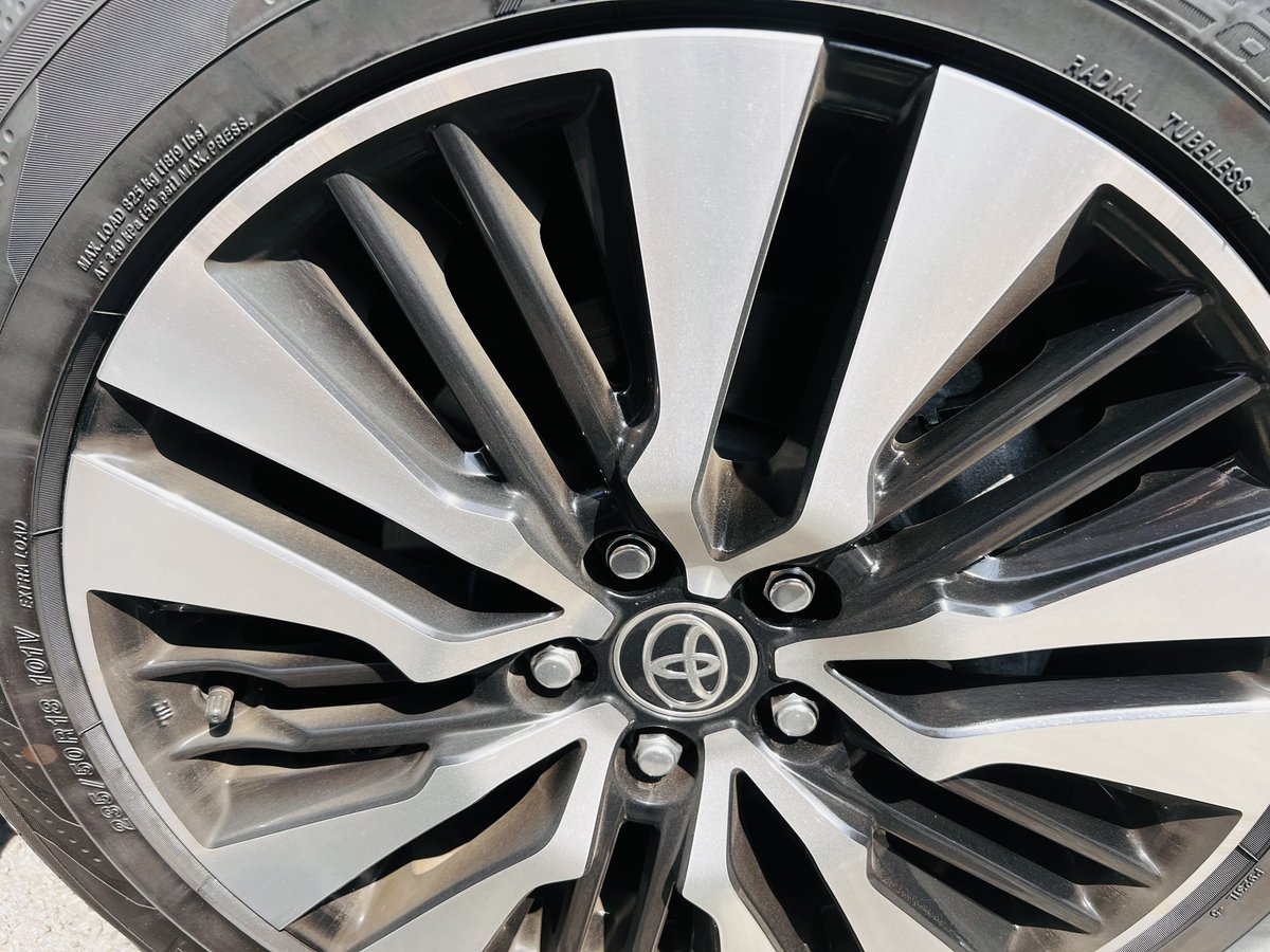 yuji_aquatecs's tweet image. さぁ洗車です♪
マニアックのホイールクリーナーした後のシデロが反応しにくい☝️
結構ダストまで落ちてるかも😆
今日はラッコさんと洗車です♪
ひろさんはダウン⤵️
後で迎えに行きます🤣
タツさん早く来てねw
#KYOTODETAIL
#HDF
#ラボコス
#マニアックライン