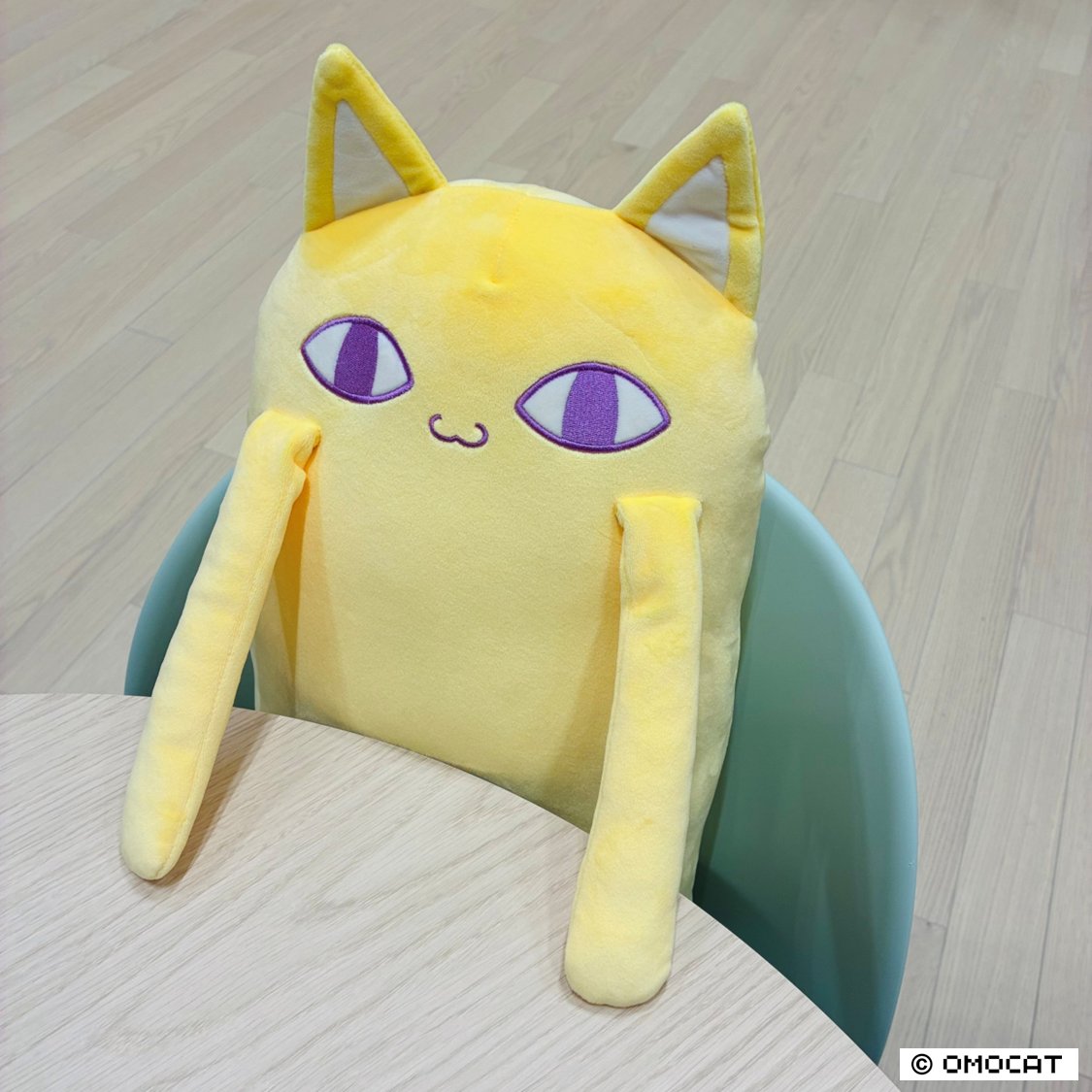 OMORI BIG YELLOW CAT 抱き枕　B 🪞THE ART OF OMORI EXHIBITION🪞 ◇PRODUCT 02｜BIG YELLOW CAT 抱き