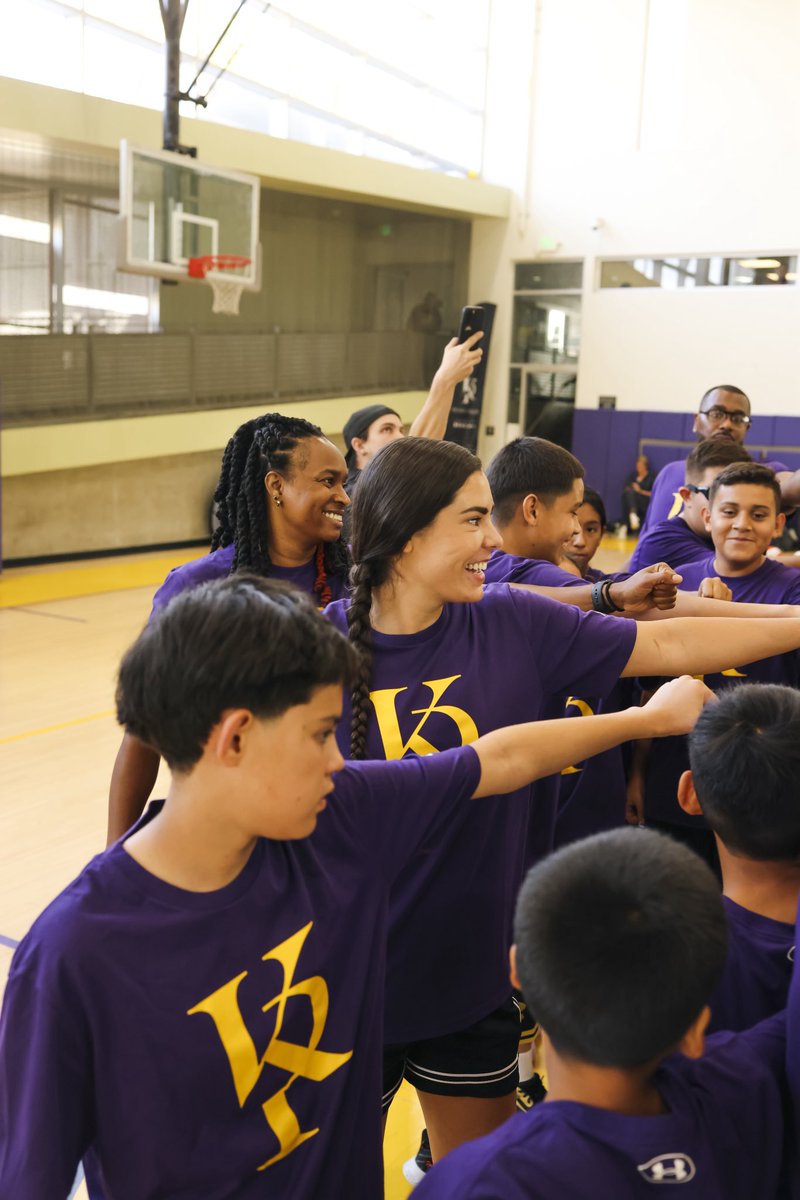 Kelsey Plum Foundation tweet media