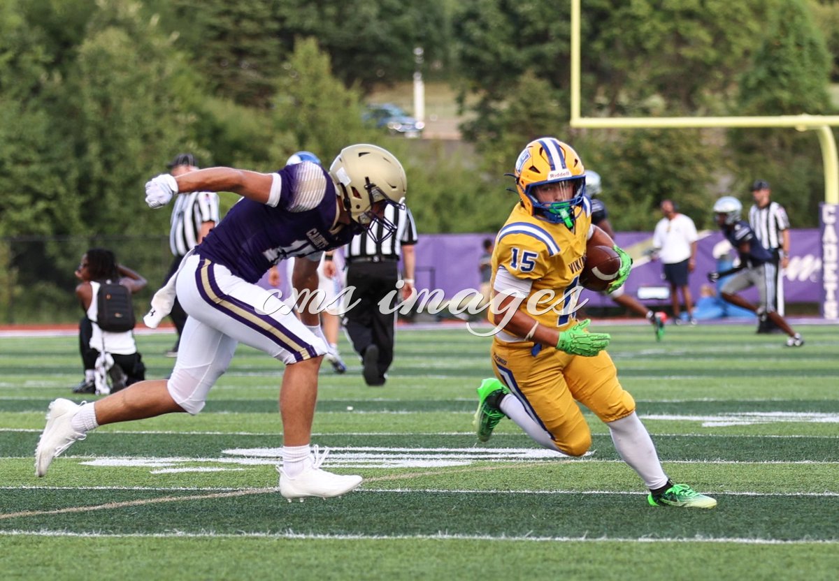ChrisSchmitz168's tweet photo. “A Dawg Day Jam-4-Thee”
The annual late August prep pre-season football jamboree featuring varsity squads from @CBCFootball @mcnfootball @Howell_FB @LadueRamsFB was played tonight under perfect conditions on the campus of CBC High School. @scoreboardguy @MissouriScoop #STLPrep https://t.co/NdiFhHZYKe