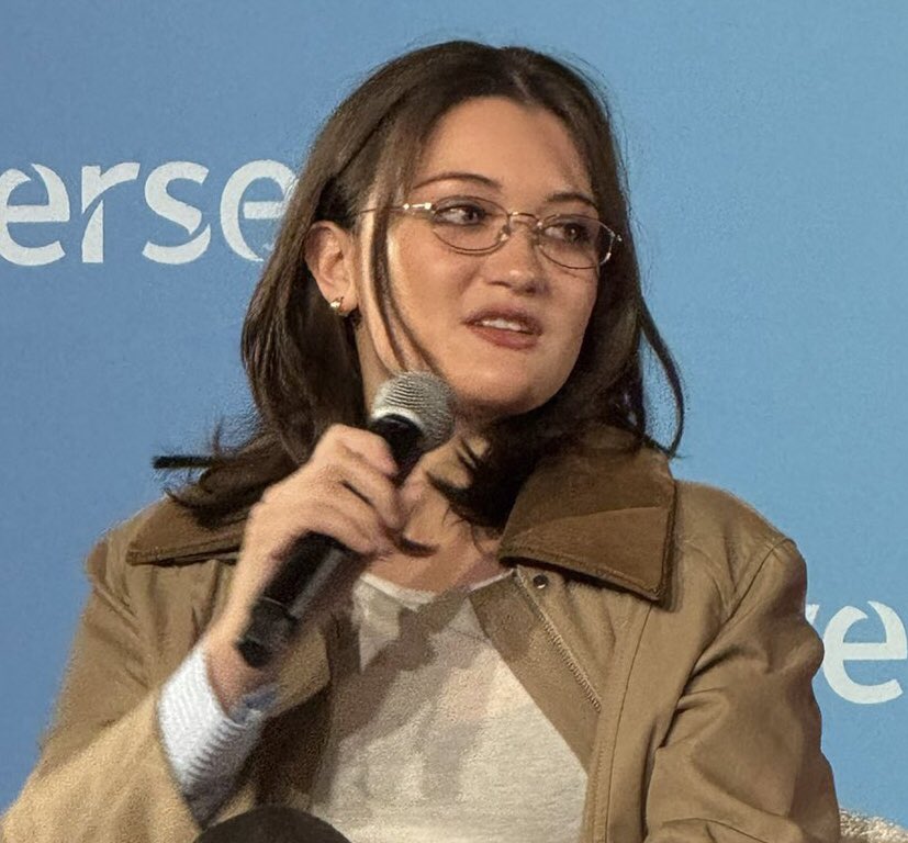 neolvr127's tweet image. welcome back clark kent and lois lane