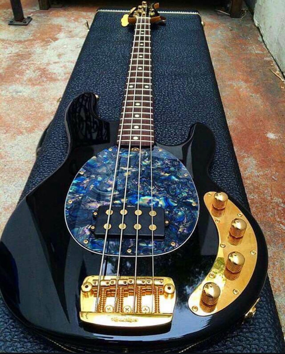 Bass Magazine (@bassmagonline) on Twitter photo A limited edition Music Man Stingray Bass A limited edition Music Man Stingray Bass
