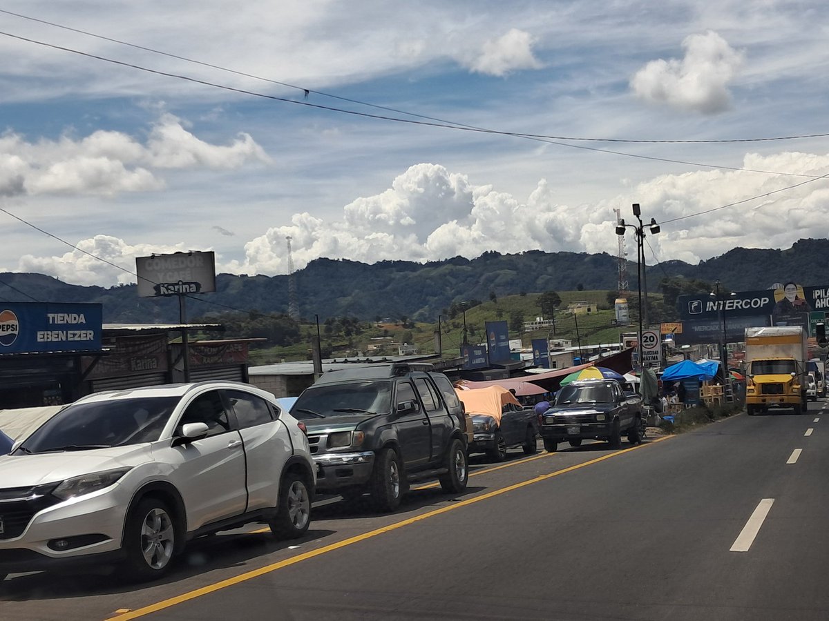 Cambio munixela (@c_munixela) on Twitter photo Estupidez en su maxima expresion el permitir hacer una feria en la carretera interamericana <a href="/UncosuMICIVI/">Unidad de Control y Supervisión - UNCOSU</a> <a href="/CIV_Guatemala/">Ministerio de Comunicaciones</a> <a href="/ProvialOficial/">PROVIAL-CIV</a> <a href="/PNCdeGuatemala/">PNC de Guatemala</a> <a href="/goberdesolola/">Gobernación de Sololá</a> Estupidez en su maxima expresion el permitir hacer una feria en la carretera interamericana <a href="/UncosuMICIVI/">Unidad de Control y Supervisión - UNCOSU</a> <a href="/CIV_Guatemala/">Ministerio de Comunicaciones</a> <a href="/ProvialOficial/">PROVIAL-CIV</a> <a href="/PNCdeGuatemala/">PNC de Guatemala</a> <a href="/goberdesolola/">Gobernación de Sololá</a>