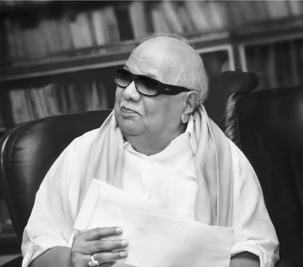 <a href="/PChandran49/">Prof.P.Chandrasekaran.</a> <a href="/Neelavannan_VV/">நயனிகா</a> <a href="/porkodichellama/">🌻🪷 பொற்கொடியாள்.</a> <a href="/Dhakshina23/">K.Dhakshinamoorthy</a> <a href="/MurthyK49792741/">Murthy K</a> <a href="/knilangoknilang/">திராவிட தமிழ்நாடு,</a> <a href="/PBalasundaram7/">P.Balasundaram</a> <a href="/Vanjikumar1011/">vanjikumar uns</a> <a href="/ParamasivamRam7/">பரமசிவம் ராமசாமி</a> <a href="/SathJesu/">🇧🇭JS-I.N.D.I.A🇮🇳</a> <a href="/Ksaras219/">சரஸ்வதி குமாரதேவ் - தமிழ்நாடு Saraswathy Kumaradev</a> <a href="/JohnSun33348514/">Sundar</a> <a href="/Arivazhi/">💖அதிரடி அசோக் 💗</a> <a href="/Pugal0405gmail4/">சு.புகழேந்தி</a> <a href="/rajendran744/">𝒟.ℛ𝒶𝒿𝑒𝓃𝒹𝓇𝒶𝓃💚🐦❤</a> <a href="/MAbdullah14372/">Mohammed Abdullah</a> <a href="/SamanthaWi6681/">Samantha Williams</a> <a href="/SelvabaiJ55505/">Selvabai Jeyaraj</a> <a href="/MBKINDIA/">Karthik I.N.D.I.A 🇮🇳</a> <a href="/Basheer114276/">Basheer</a> <a href="/RKEngineers976/">Rkengineers</a> <a href="/fly2aziz/">AH</a> <a href="/epawitter1/">Edison Plato M</a> <a href="/kannanrk2008/">Romeo Sharjah</a> <a href="/MadelynJoh58435/">Madelyn Johnson</a> <a href="/tamilantalks/">🔥தமிழ்ச்செல்வன்🔥</a> <a href="/smlt99/">rmn</a> <a href="/AngusamOffl/">அங்குசம்</a> <a href="/DYesuvallaban/">Dr.D.Yesuvallaban</a> <a href="/cankikalin41882/">திருச்சி ஜின்னா 🖤❤️</a> <a href="/ramrobertr89749/">ராம் ராபர்ட் ரஹீம் .... RRR</a> <a href="/selvabaijeyaraj/">Selvabai Jeyaraj</a> <a href="/grok/">Grok</a> <a href="/GNGDMK13/">கெளதம் NSKகொங்கு 🖤❤ IT profession</a> <a href="/DrAnithaoffl/">Dr. Anitha</a> <a href="/kkdastamil/">நீகா ஆரூர்</a> <a href="/Ethiraj25048473/">🌴🌴மு.எத்திராஜ்.🍀🍀🌺🌺</a> <a href="/giri_praveena/">giri Praveena</a> <a href="/Madrasthambhi/">MadrasThambhi</a> <a href="/magizh_/">Dr.Magizh</a> <a href="/balakumar_20704/">P.C.BALAKUMAR</a> <a href="/34643583Moonson/">🌜💚நிலா மகன் 💚🌛</a> <a href="/RAAJKA120051/">A.ARIVAZHAGAN</a> <a href="/SelvarajuG9/">கோ.செல்வராசு</a> <a href="/Ragavan00893489/">🖤🔥ராவணன் 🔥 🖤</a> <a href="/P_I_Swathi/">🔥🌞பா.இ.சுவாதி🌞🔥</a> <a href="/Radhakrish150/">உங்கள் 150 து</a> <a href="/Palmukilan13415/">Palmukilan</a> <a href="/kangeyan50/">KangeyanD</a> °காலை வணக்கம் ஐயா°
*அதிகாரம் :  ஊக்கம் உடைமை* 

*சிதைவிடத் தொல்கார் உரவோர்  புதையம்பிற்*
*பட்டுப் பாடூன்றுங் களிறு.*     

*#கலைஞர்  *
*உடல் முழுதும் அம்புகளால் துளைக்கப்பட்டாலும் யானையானது உறுதி தளராமல் இருப்பதுபோல, ஊக்கமுடையவர்கள், அழிவே வந்தாலும் அதற்காகக் கவலைப்படமாட்டார்கள்