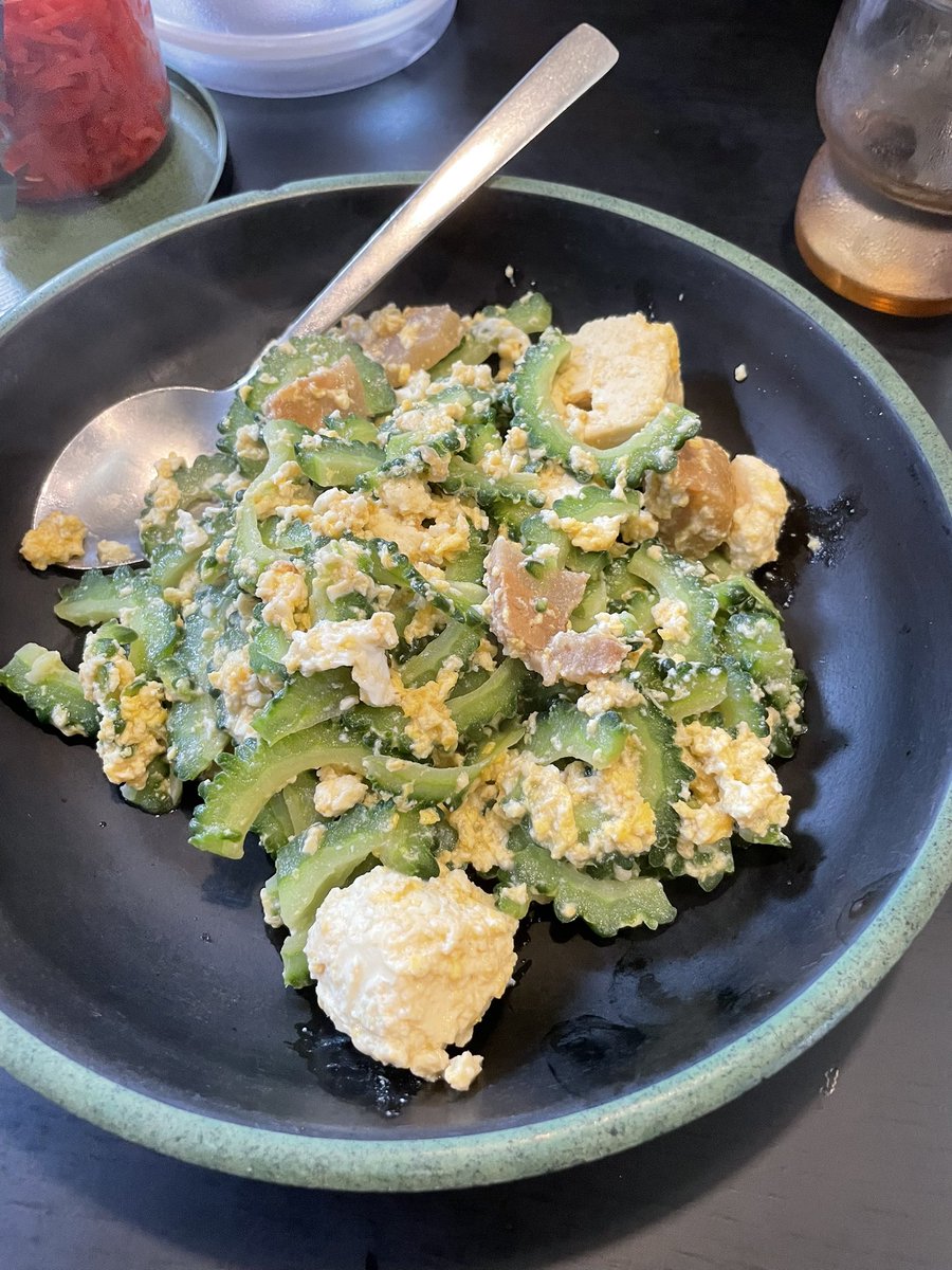 守礼そば
今日はこってりスープで！