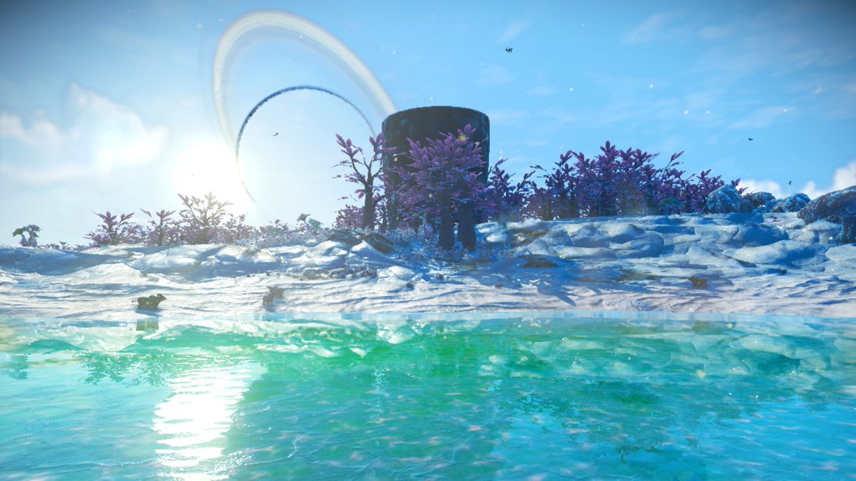 #OurNMSuniverse

Hoy estuve jugando en primera persona y el juego gana mucho, se siente mas inmersivo, se los recomiendo.