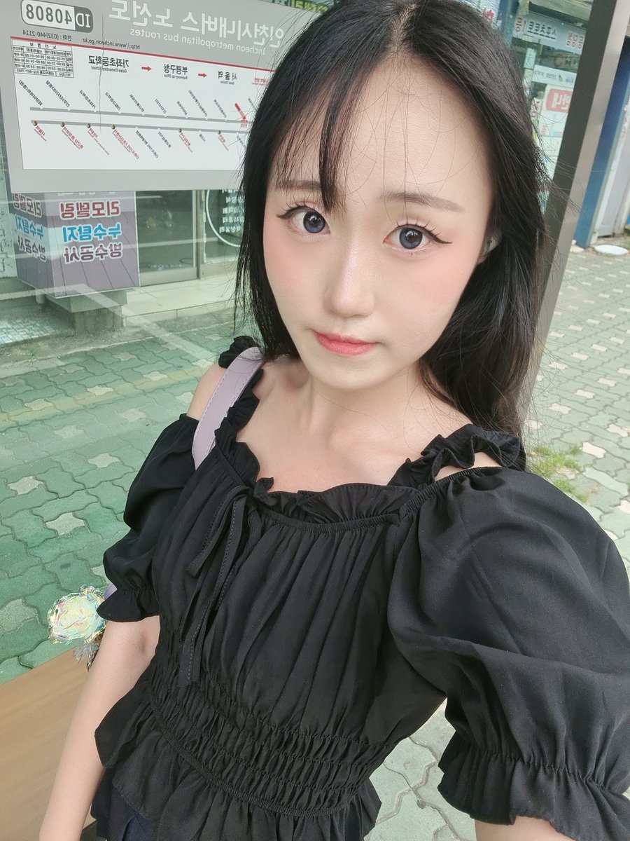오늘 완전 바리바리바리스타 됨
이따 만나요~~