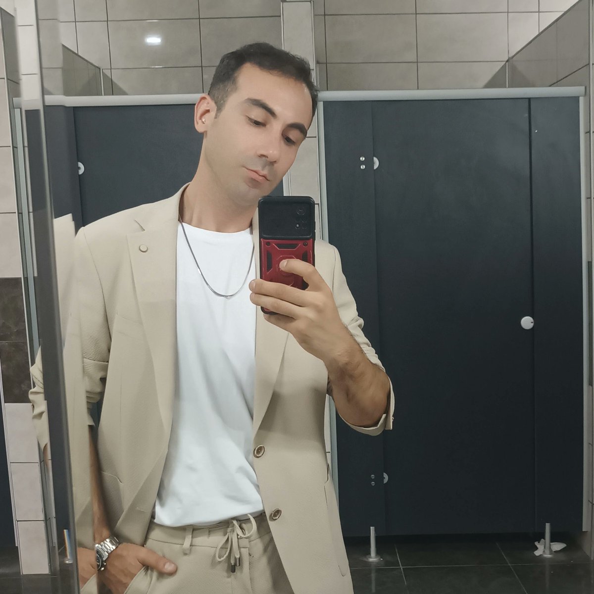 İçimde öyle bir fırtınalar var ki;