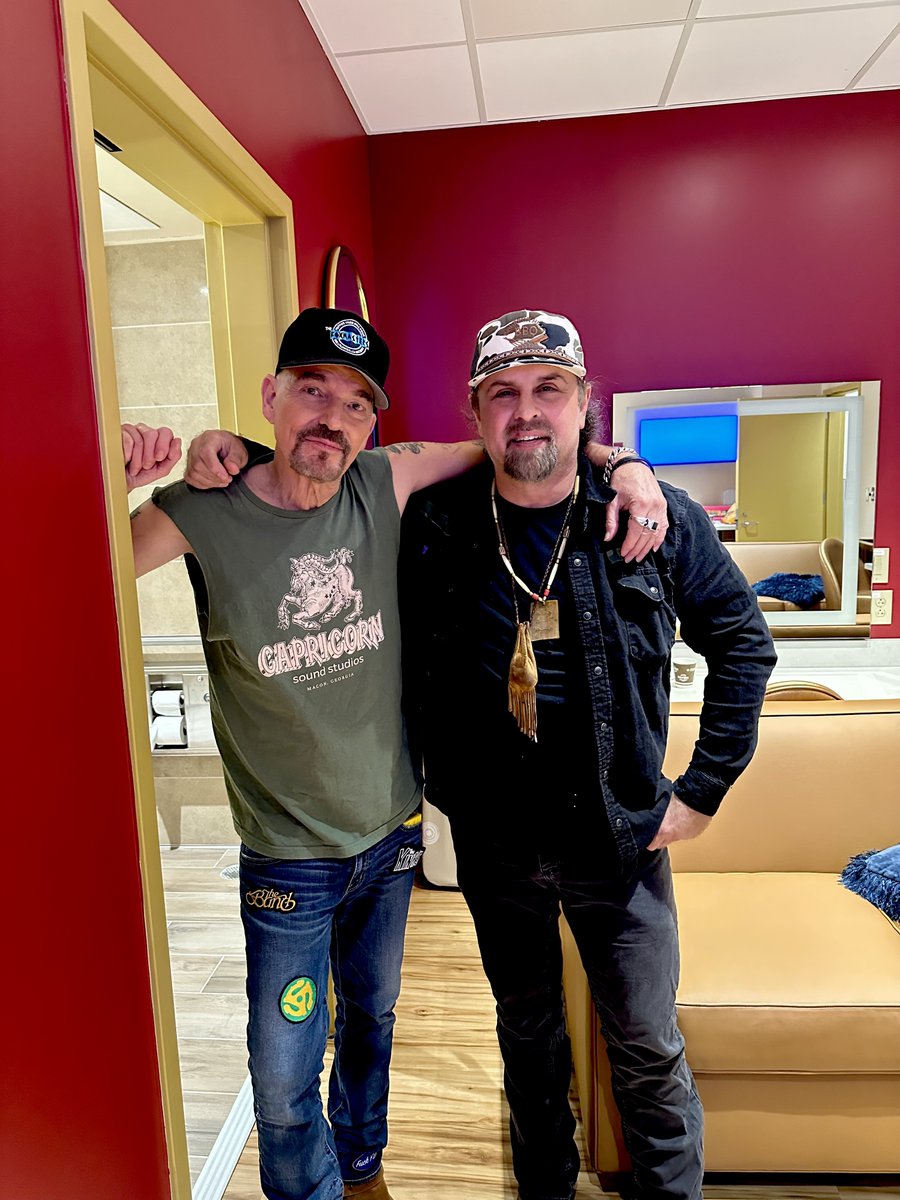 Great hang tonight with Billy Bob Thornton and the Boxmasters.