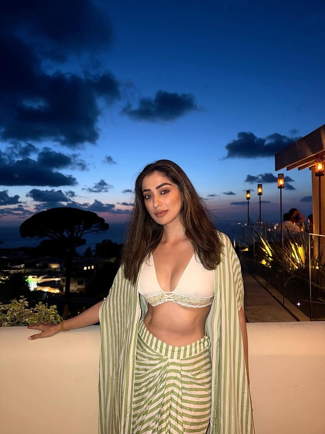 GzAQn0iboAAc4S4?format=jpg&name=large