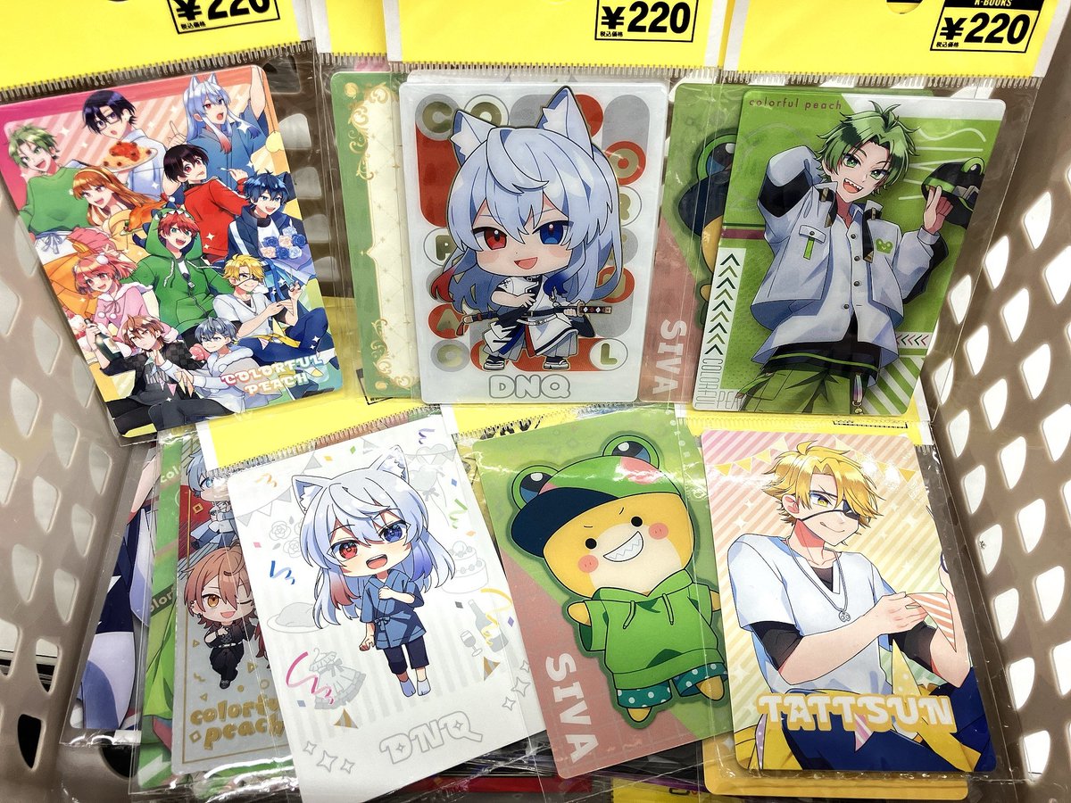 入荷情報】 カラフルピーチ チェキトレカ 学生証など 各種グッズが入荷