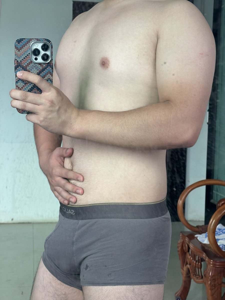 在郑州上班，没有朋友，非常无聊🙄平常想找个人一起玩也没有🙂‍↔️
#郑州 #top