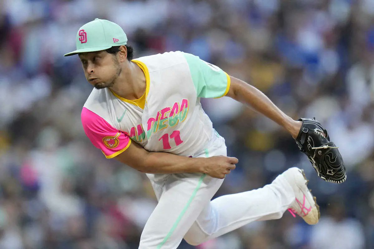 サンディエゴパドレスがどうしてこの配色でシティコネクトをデザイン