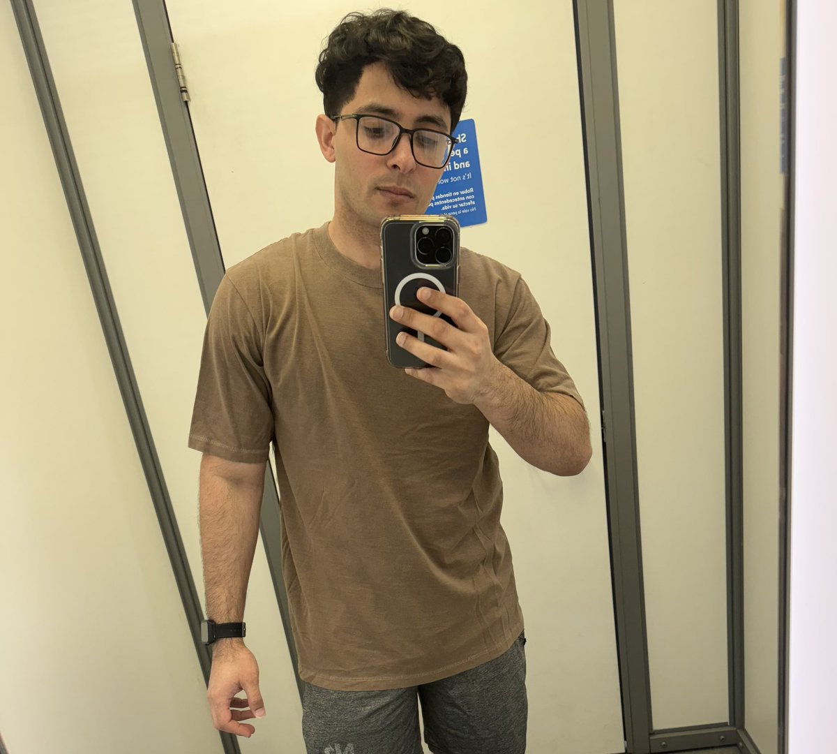 PedroOrtega111's tweet image. He estado trabajando mucho estos días, pero estoy haciendo realidad mis sueños, gracias a Dios, a mi familia y al capitalismo.
#oversized