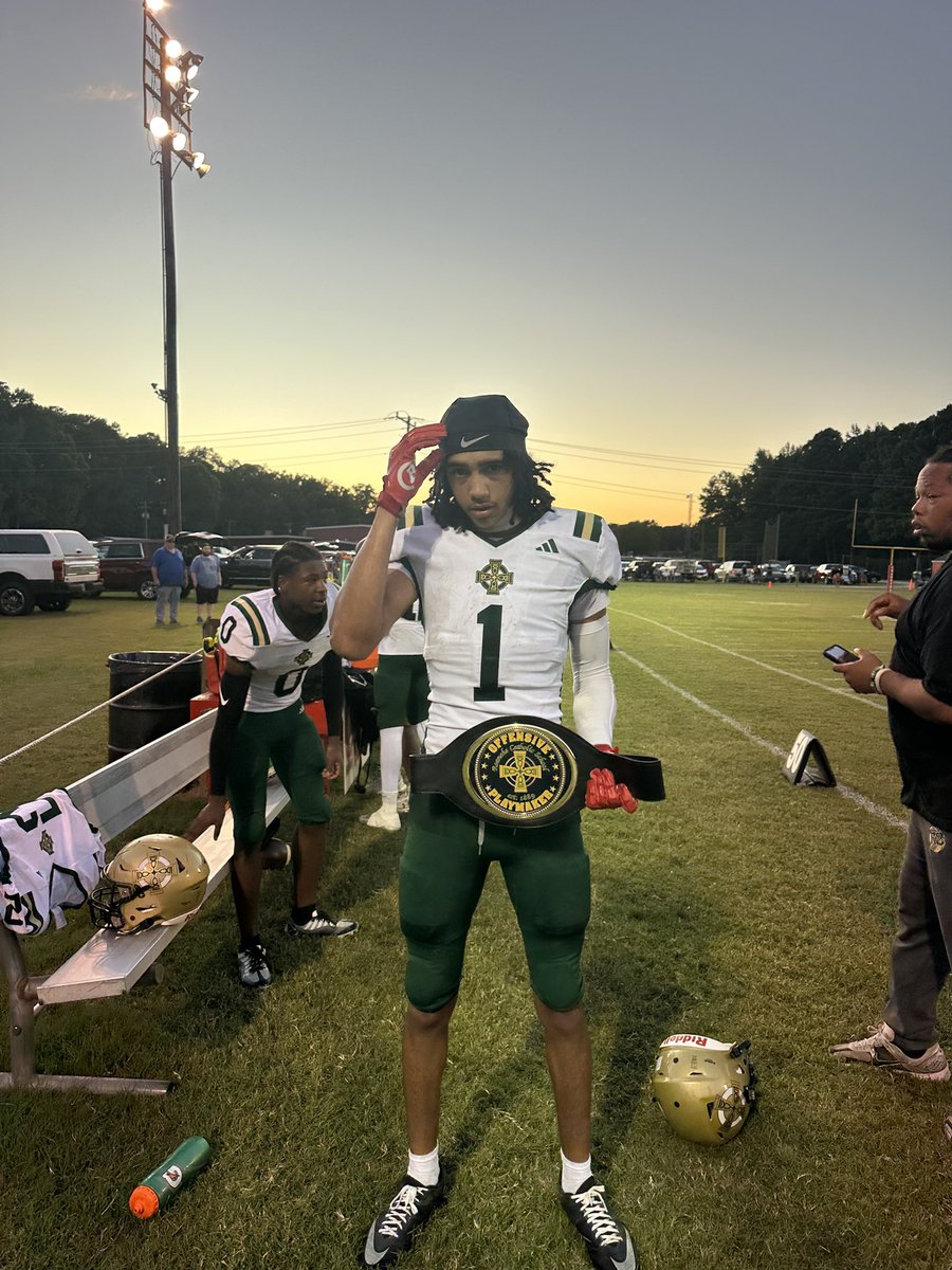 Roanoke Catholic Football tweet media