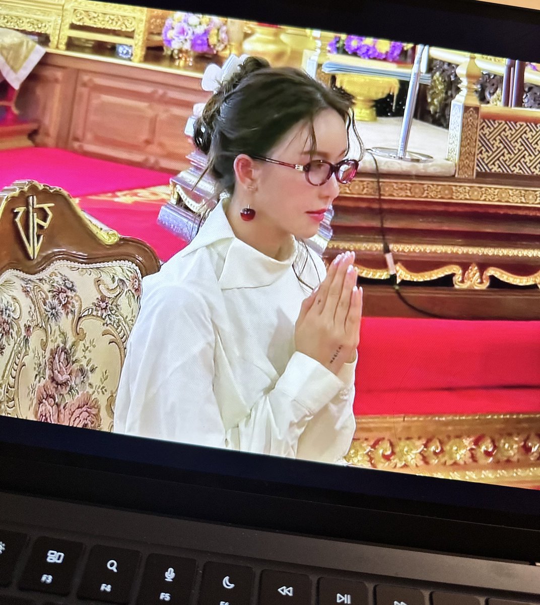 phetai_'s tweet photo. เหมือนดูข่าวในพระราชสำนัก 

CHARITY WITH JUNE
#Nannirin30th https://t.co/K19xNTgWDq