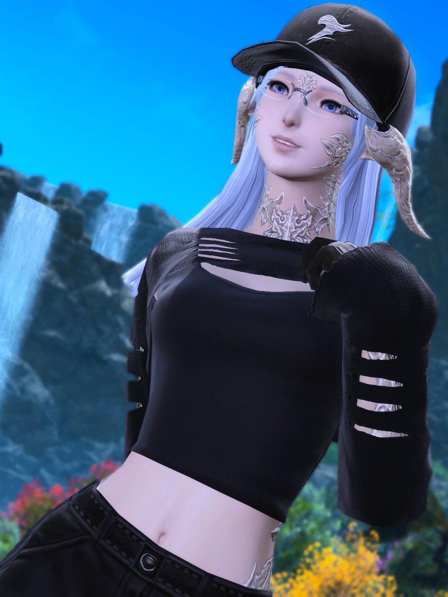 Been kind of mentally exhausted throughout this week, but finally made it to Saturday. 😅

Something I'd love to see is as many people just sharing a smile with others. No pressure to do so, but I'll at least give you mine! 💖

Take care, dears! Be kind to one another! 😊