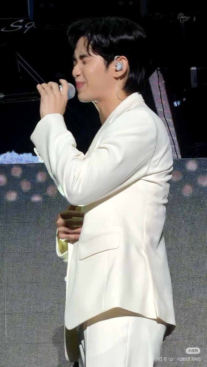 Praying hard to see this smile again 🥹

***all pictures credit to the owner