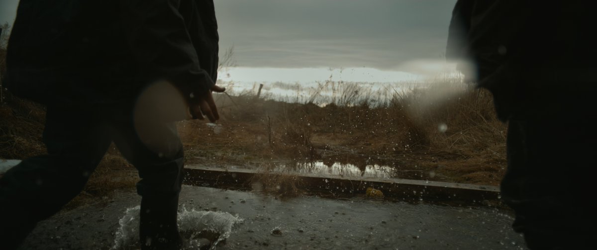 trapgirlfriend's tweet photo. @superswift I like Next of Kin, but I'm always disappointed when it shows video that's not "found footage" or shot by diegetic cameras. What led you to use bits of non-found footage? Shots of Chris holding the cam, or Margot's climactic confrontation with Sarah.
Pretty movie btw. https://t.co/Ix7h30EWcL