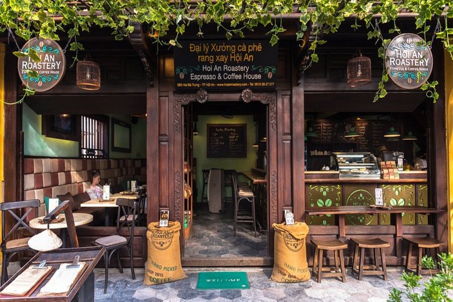 AsiaKingTravel's tweet image. #HoiAn séduit par ses #spécialités emblématiques et ses tables raffinées. Découvrez les #restaurants à Hoi An pour un #voyage #gourmand et authentique
----------------------------------
👉asiakingtravel.fr/blog/ou-manger…