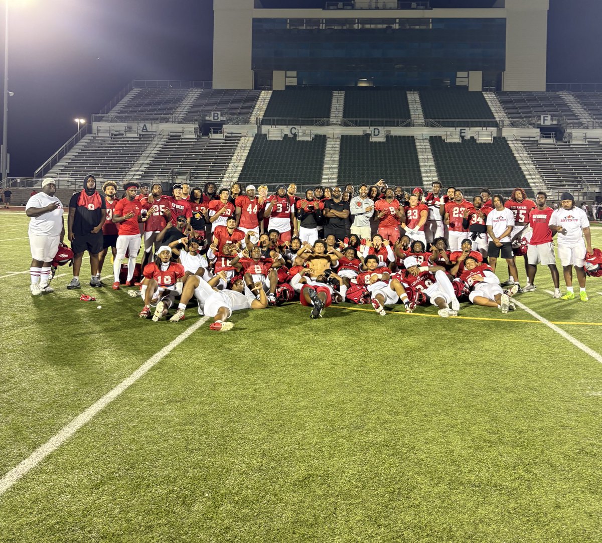 Jeff Richards Jr (@coachrich_23) on Twitter photo First fall camp as a DC… Couldn’t ask for a better staff, or group of players! S/O to God™️ First fall camp as a DC… Couldn’t ask for a better staff, or group of players! S/O to God™️