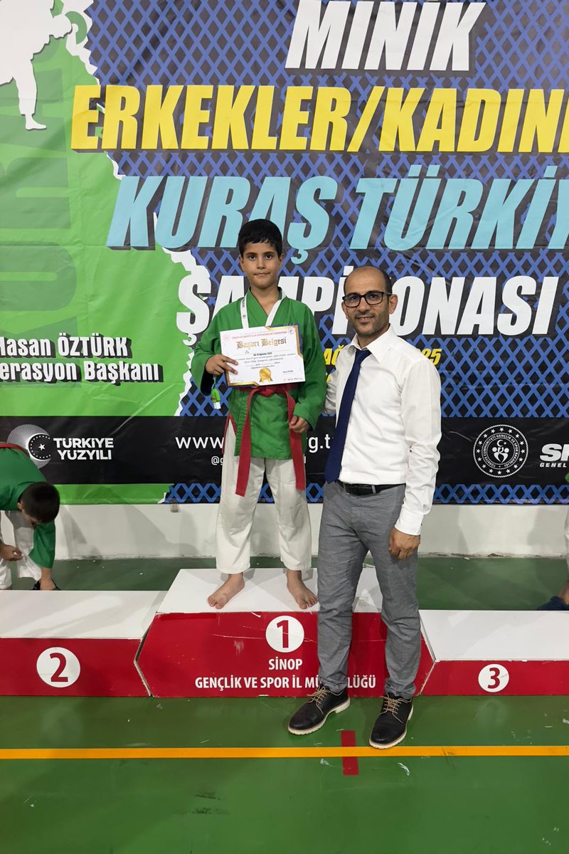 vbb_sk65's tweet photo. Kulübümüz Judo Takımı, 8-10 Temmuz 2025 tarihlerinde Sinop/GERZE de yapılan Minikler Kuraş Türkiye Şampiyonasında 
38 kg Resul Eymen KAYA 🥇1.
30 kg Ayaz ÖZDEMİR 🥉3.
26 kg Zülküf ÇINAR 5.
28 kg Aysima GÜVENÇ 5.
34 kg Muhammed Ali YILMAZ 5. Olmuşlardır. https://t.co/uzsrp8TYWT