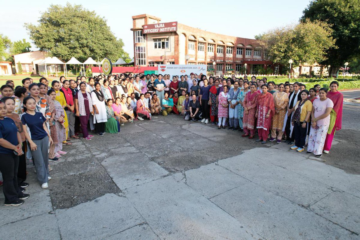 VajraCorps_IA's tweet photo. ASHA. WISHWAS. AASTHA.
Celebrating #AWWAWeek, #VajraCorps is hosting Health drives, Blood donation, Fitness activities & Cultural programmes — empowering Army families with Care, Compassion & Strength. ✨
Today, #JalandharCantt witnessed a vibrant Walk For Fitness walkathon — inspiring Women & Children to embrace wellness & march towards a healthier India. 🇮🇳

आशा. विश्वास. आस्था. 
#AWWAWeek के उत्सव में, #VajraCorps ने स्वास्थ्य शिविर, रक्तदान, फिटनेस गतिविधियाँ और सांस्कृतिक कार्यक्रम आयोजित किए — जो आर्मी परिवारों को स्नेह, सहानुभूति और शक्ति से सशक्त बना रहे हैं। ✨
आज #JalandharCantt ने एक जोशीला Walk For Fitness वॉकाथन देखा — जिसने महिलाओं और बच्चों को स्वास्थ्य अपनाने और स्वस्थ भारत की ओर कदम बढ़ाने के लिए प्रेरित किया। 🇮🇳

ASHA. WISHWAS. AASTHA.
#AWWAWeek ਮਨਾਉਂਦਿਆਂ, #VajraCorps ਨੇ ਸਿਹਤ ਕੈਂਪ, ਖੂਨਦਾਨ, ਫਿਟਨੈੱਸ ਗਤੀਵਿਧੀਆਂ ਅਤੇ ਸੱਭਿਆਚਾਰਕ ਪ੍ਰੋਗਰਾਮ ਕਰਵਾਏ — ਜੋ ਫੌਜੀ ਪਰਿਵਾਰਾਂ ਨੂੰ ਸਨੇਹ, ਸਮਝਦਾਰੀ ਅਤੇ ਤਾਕਤ ਨਾਲ ਸਸ਼ਕਤ ਕਰ ਰਹੇ ਹਨ। ✨
ਅੱਜ #JalandharCantt ਨੇ ਇਕ ਰੌਣਕਾਂ ਭਰਿਆ Walk For Fitness ਵਾਕਾਥਾਨ ਵੇਖਿਆ — ਜਿਸ ਨੇ ਔਰਤਾਂ ਅਤੇ ਬੱਚਿਆਂ ਨੂੰ ਸਿਹਤ ਅਪਣਾਉਣ ਅਤੇ ਤੰਦਰੁਸਤ ਭਾਰਤ ਵੱਲ ਕਦਮ ਵਧਾਉਣ ਲਈ ਪ੍ਰੇਰਿਤ ਕੀਤਾ। 🇮🇳

#FitIndia #FitnessForAll #IndianArmy #ArmyWives #StrongFamiliesStrongNation

@adgpi @westerncomd_IA @pro_defence @prodefencechan1
@AwwaOfficial @APSJalandhar @HQ_DG_NCC @joinindianarmy_official
@DIAV20 @DIRECTORATERTG @FitIndiaOff