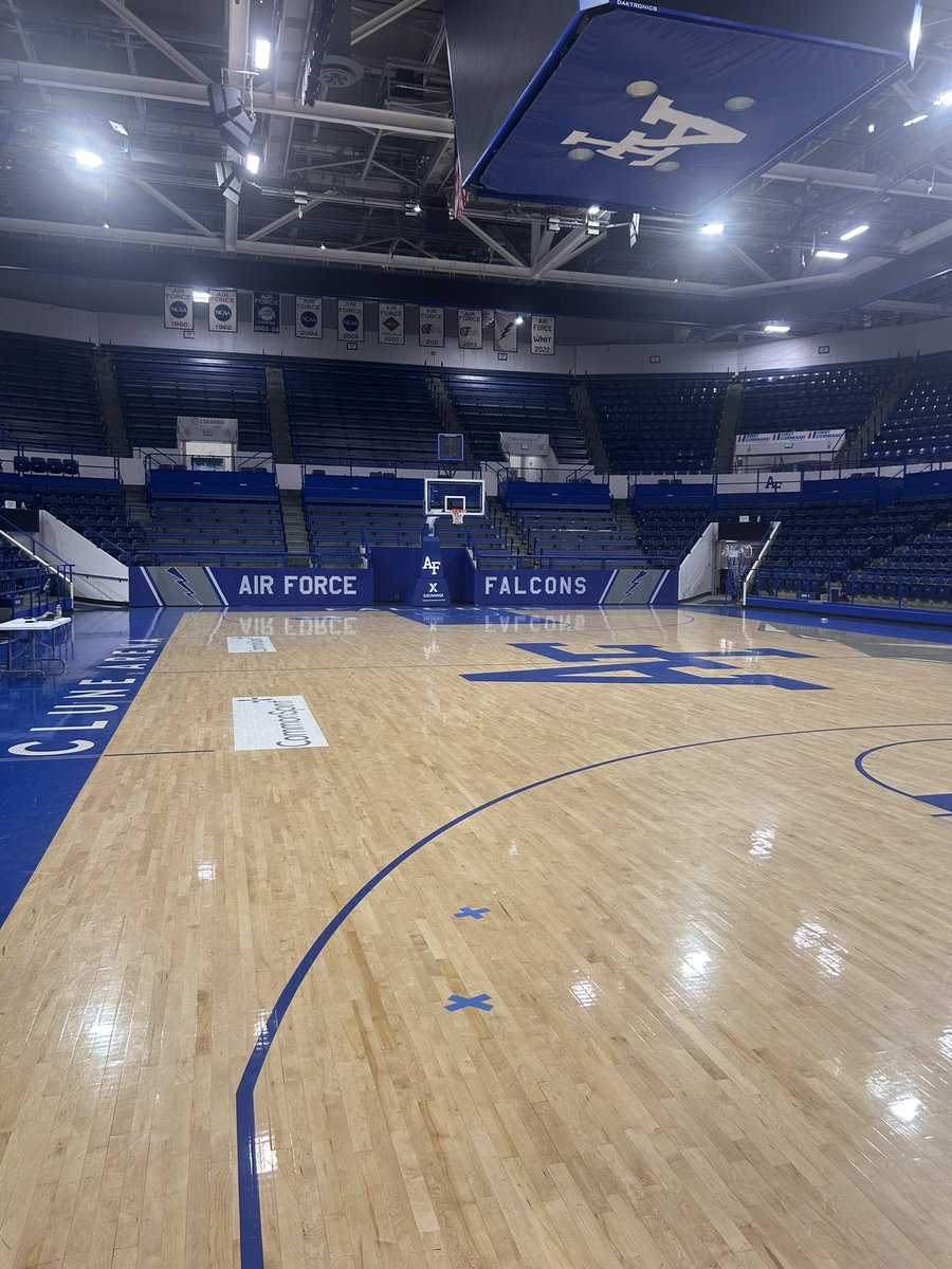 Rowan Introzzi (@rintrozzi) on Twitter photo Thank you Coach Rowley, Coach Jordan, and the rest of the Air Force staff for having me on campus and giving me a tour. Had a great visit! <a href="/AF_MBB/">Air Force Men's Basketball</a> Thank you Coach Rowley, Coach Jordan, and the rest of the Air Force staff for having me on campus and giving me a tour. Had a great visit! <a href="/AF_MBB/">Air Force Men's Basketball</a>