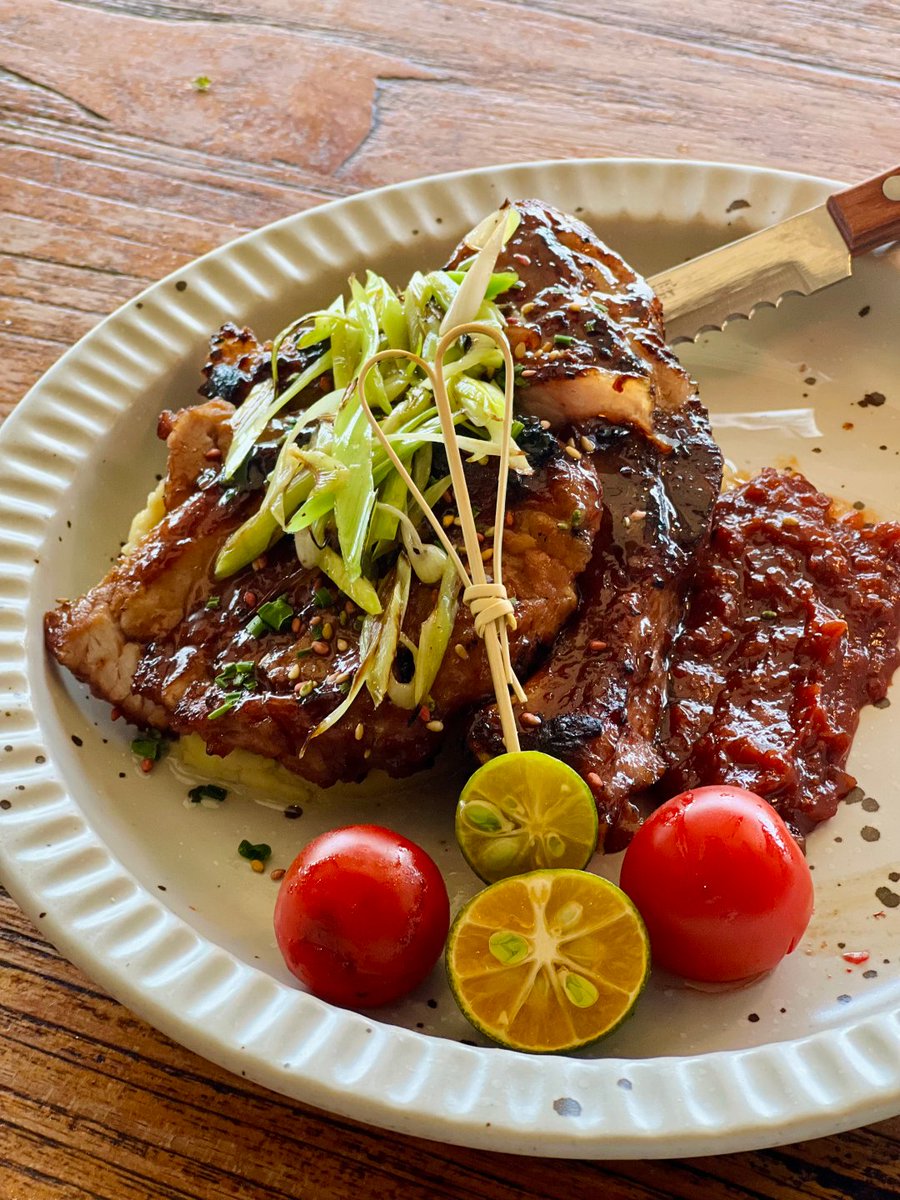 🌟 Food is the best companion for travel and a boost for your mood.