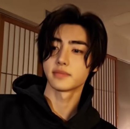 side profile jake 
front sunghoon