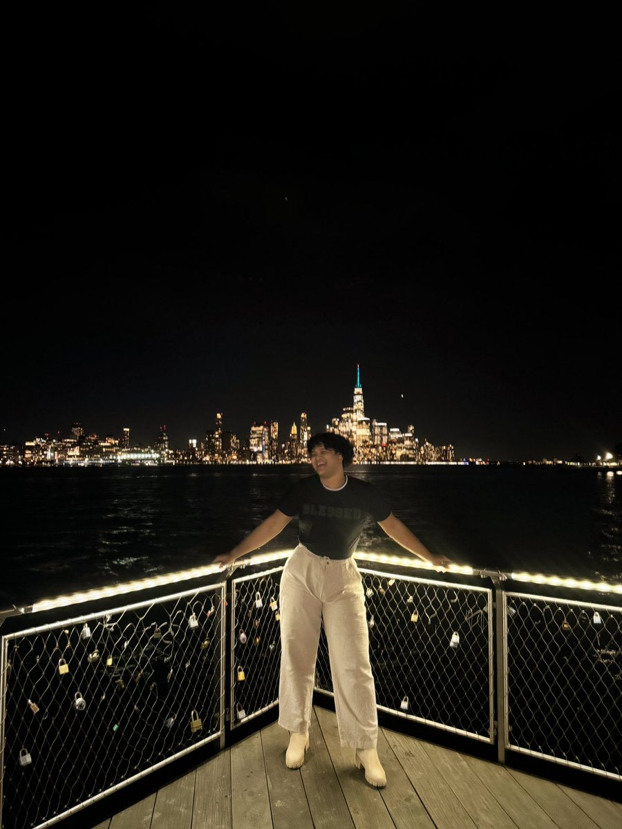 briansmithft's tweet image. #cositalinda 🎵