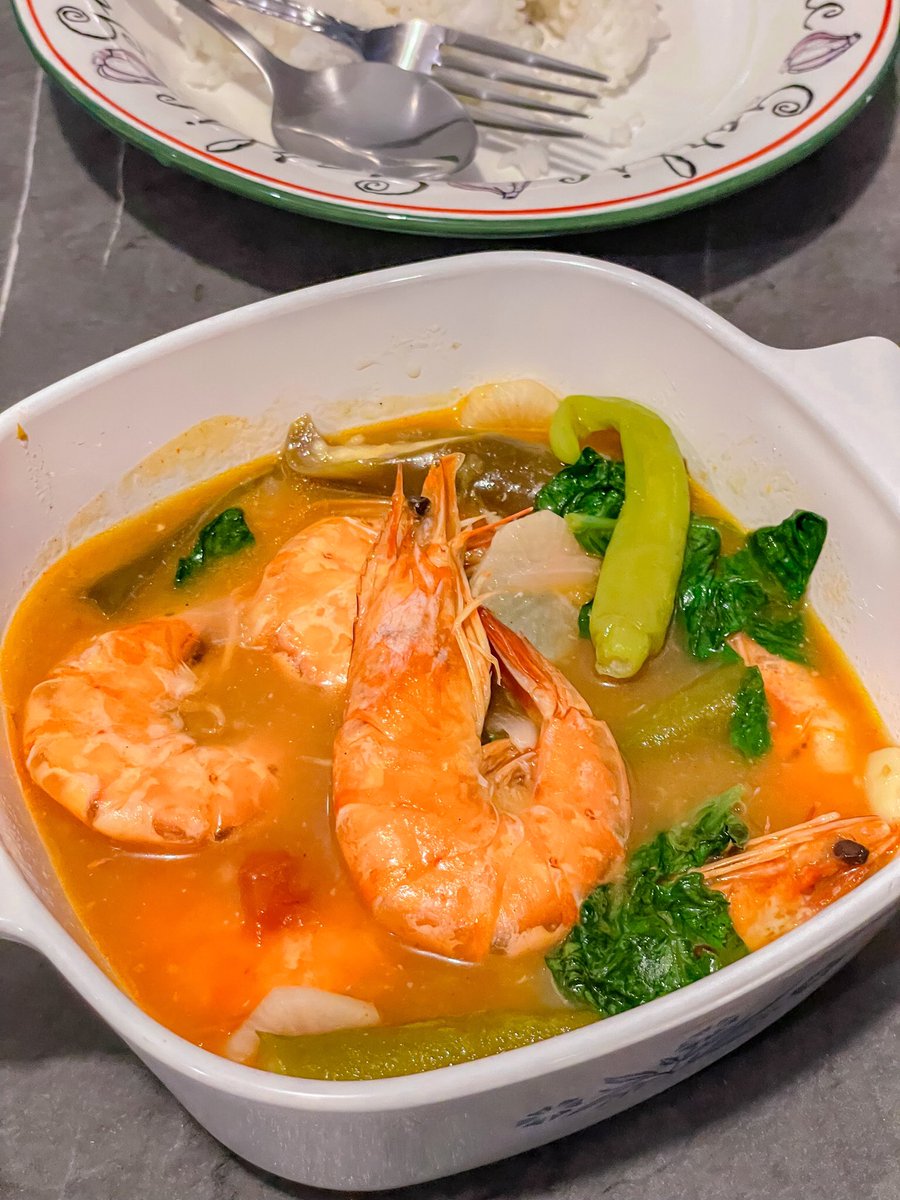 kunjunim's tweet image. Sinigang na Hipon 🍲🦐 Sour, savory, and oh-so comforting! 🇵🇭💛 #FilipinoFood #SinigangLove #SeafoodCravings