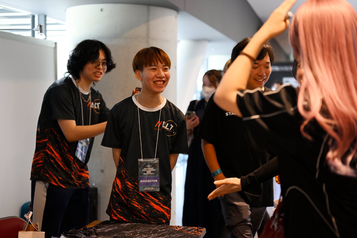 VALORANT Challengers Japan 2025 Season Finals Lower Final
【チームブース紹介】
🛍️Delightブースでオリジナルグッズ販売中！

さらにSplit 3で活躍した chay選手 も来場していました✨

#ChallengersJP #VALORANT #Delight