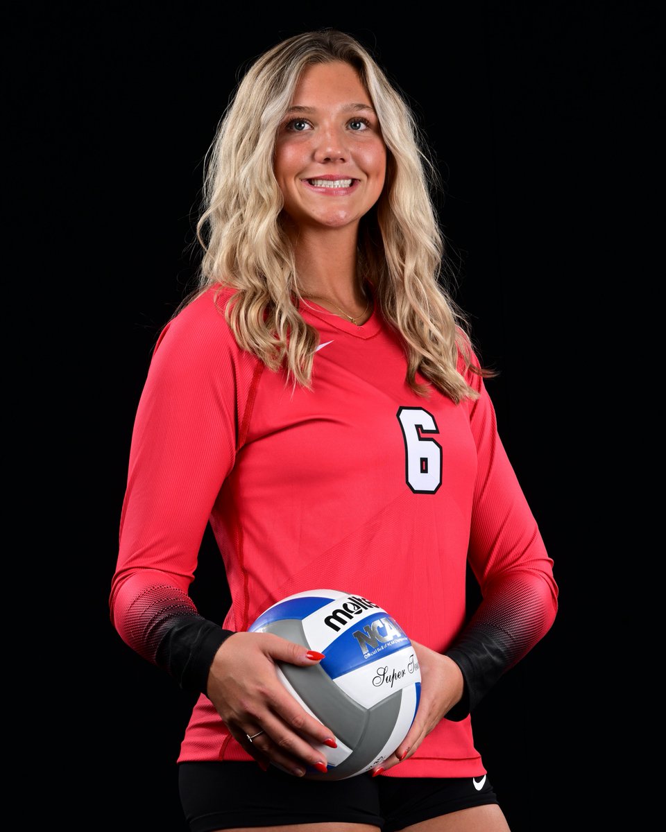 6⃣ Days » #𝟔 𝐉𝐮𝐥𝐢𝐚 𝐒𝐞𝐥𝐥

#GoGuins