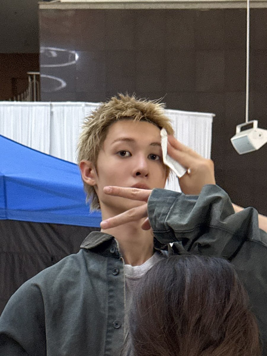 星星 tweet media
