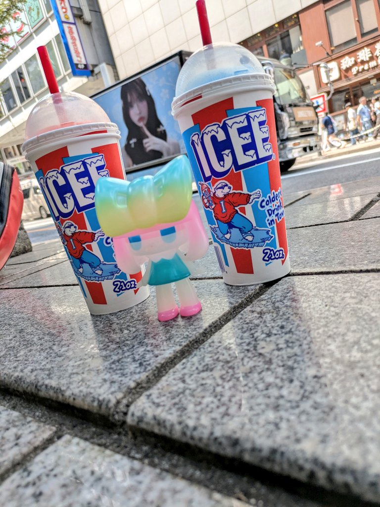 な、なんとか 個展限定カラー Melting ゲット できました