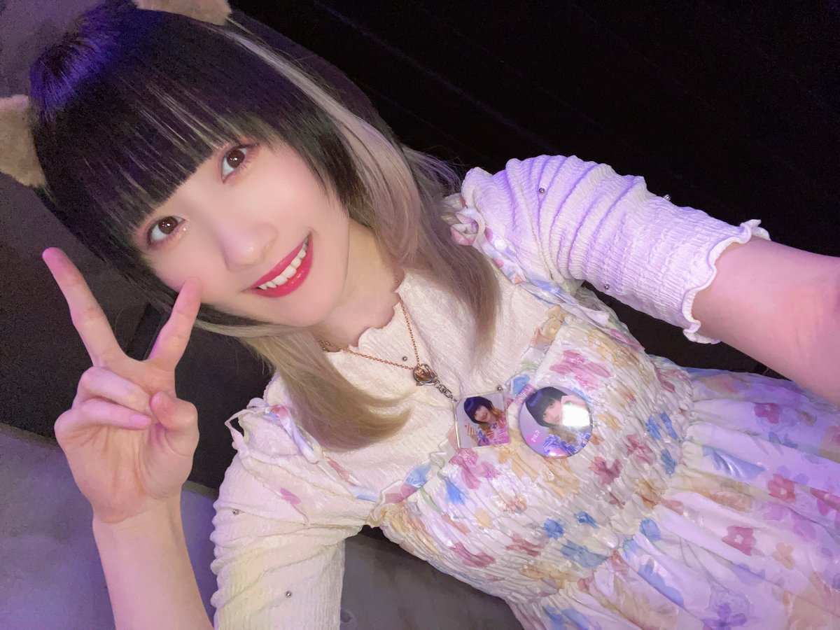 DIALOGUE+ パーカー Lサイズ ピンク 内山悠里菜【匿名発送
