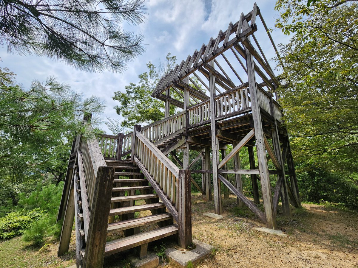 ゆめさきの森公園 展望台(兵庫県姫路市)
2025/08/23撮影[リアルタイム投稿]
何も見えない。