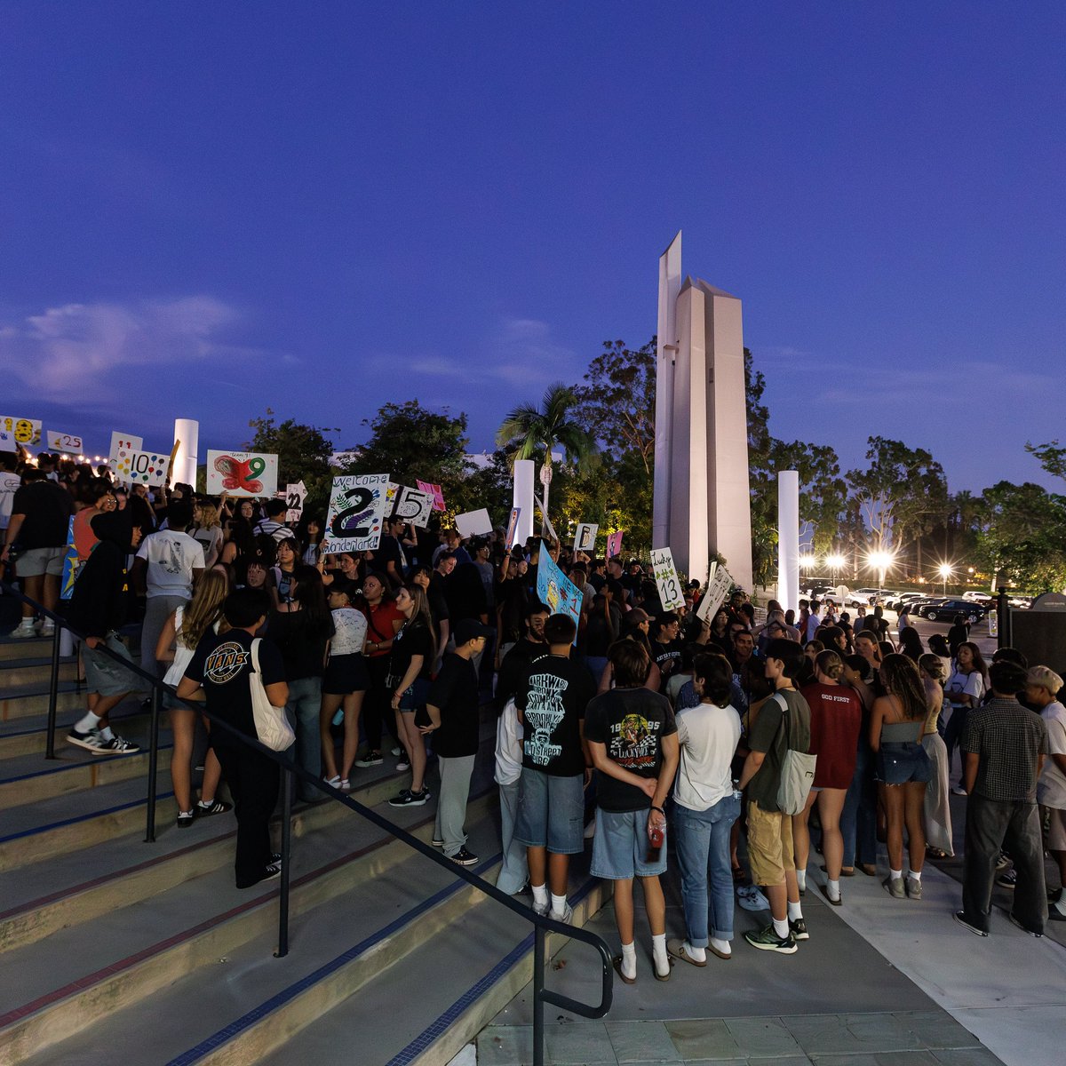 And that’s a wrap on Day 1 of Welcome Weekend! We had so much fun welcoming new students to campus! From move ins to new friends to joining clubs and meeting Alpha Groups for the first time, it was definitely one for the books.