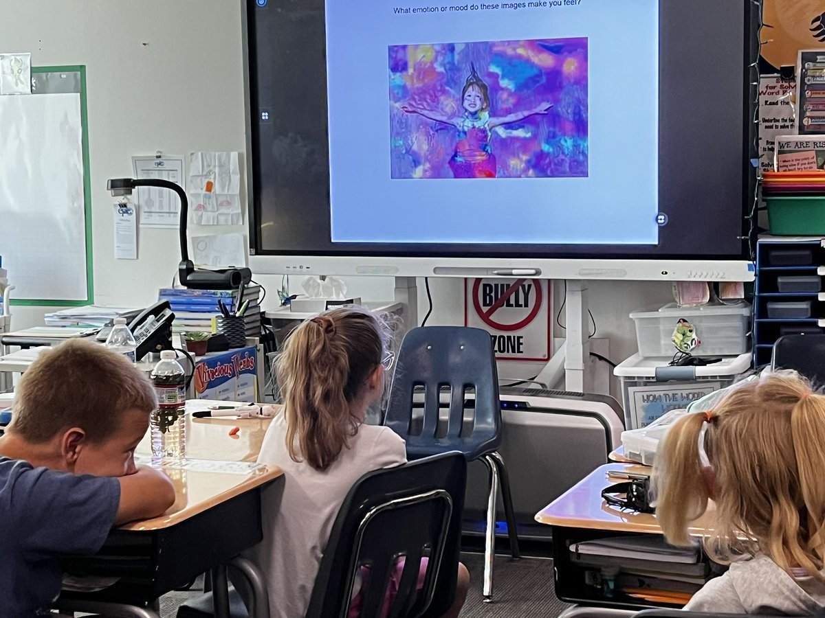 clstward1's tweet image. #GCC_Charters @EPIC_academics #4thgrade explore music/visual arts Inspired by classical music ss create w/complementary colors to express mood/emotions In this cross-disciplinary approach ss found art can relay feelings&transcend cultural boundaries @gcc_jsample @iborganization