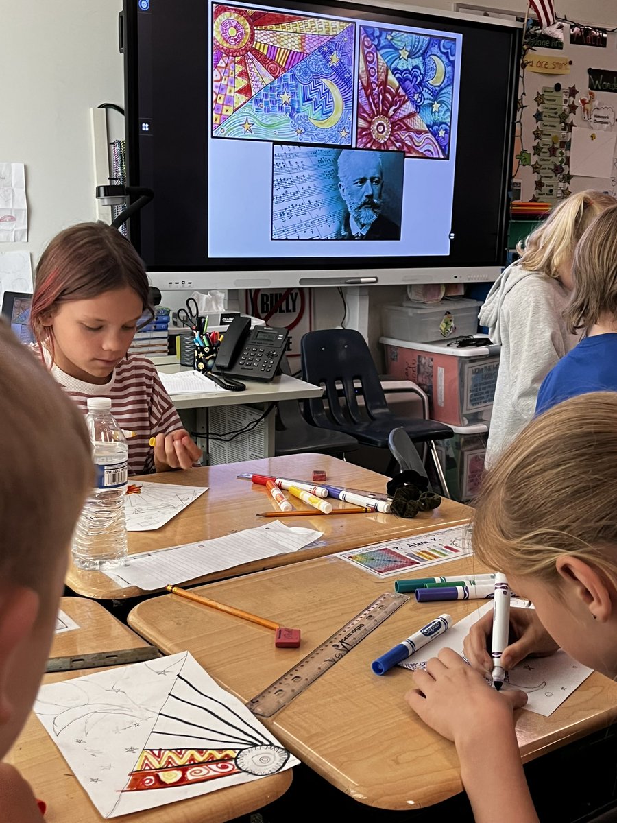 clstward1's tweet image. #GCC_Charters @EPIC_academics #4thgrade explore music/visual arts Inspired by classical music ss create w/complementary colors to express mood/emotions In this cross-disciplinary approach ss found art can relay feelings&transcend cultural boundaries @gcc_jsample @iborganization