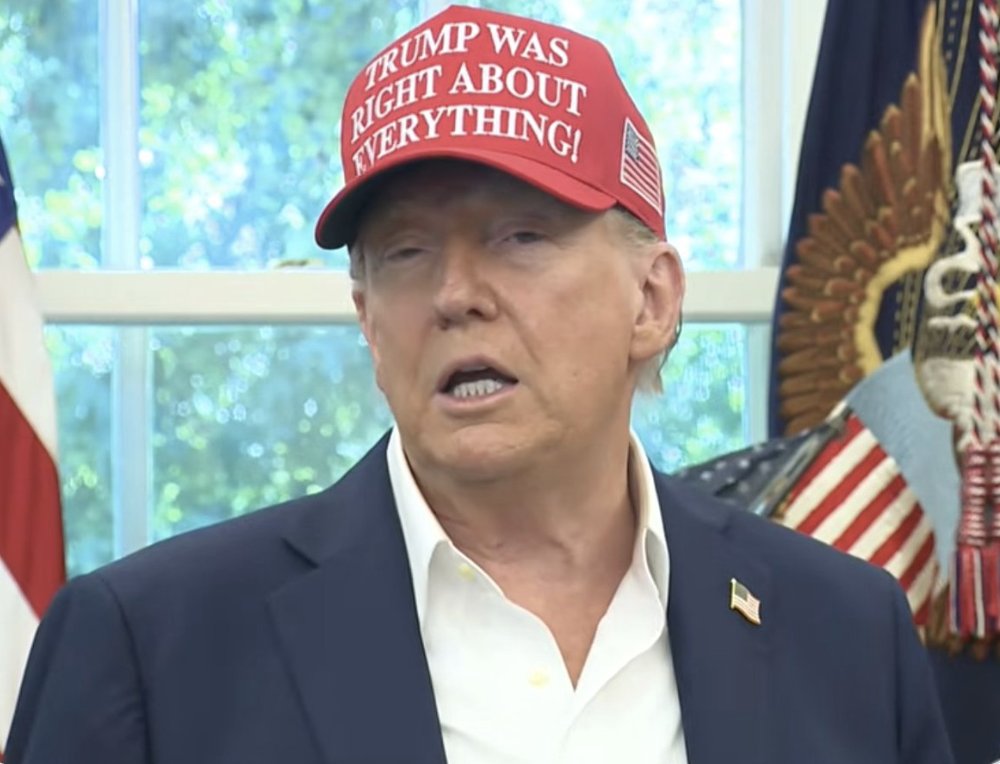 Donald Trump said Michael Cohen was a sleaze. He said John Bolton is a sleaze. The thing is, everyone who once worked for him and turned on him is a sleaze.
What does that say for the guy who hired them?
King of the Sleaze?
