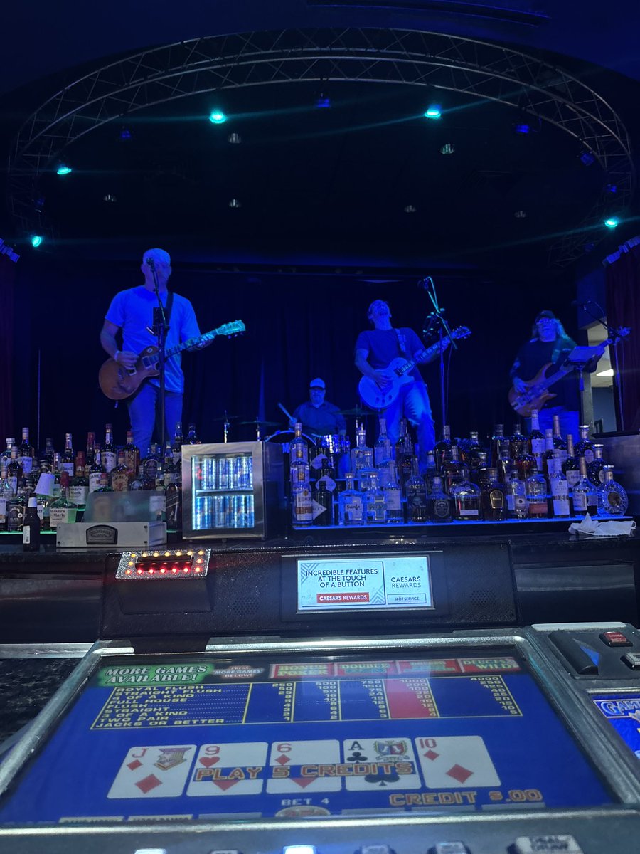 -$800! Casino Live music makes up for it!