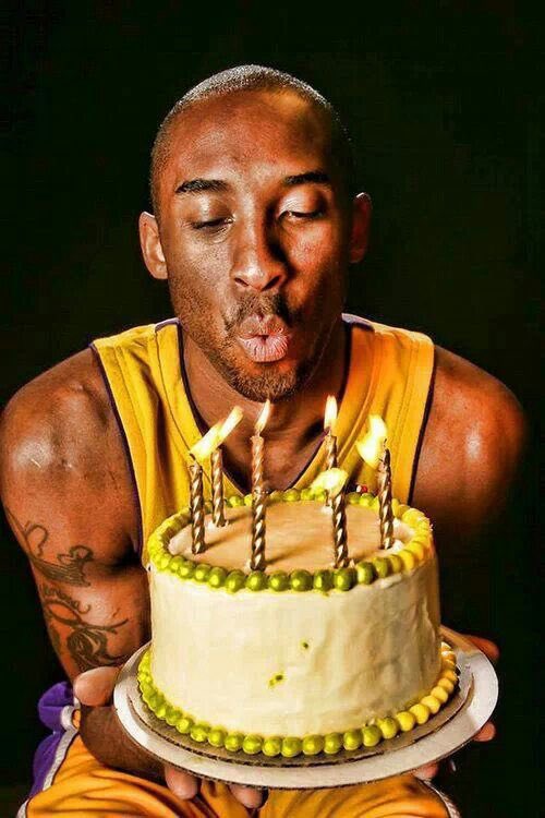 SoleRetriever's tweet photo. Happy Birthday Kobe 🐍💜💛 https://t.co/hy5s6jq09G