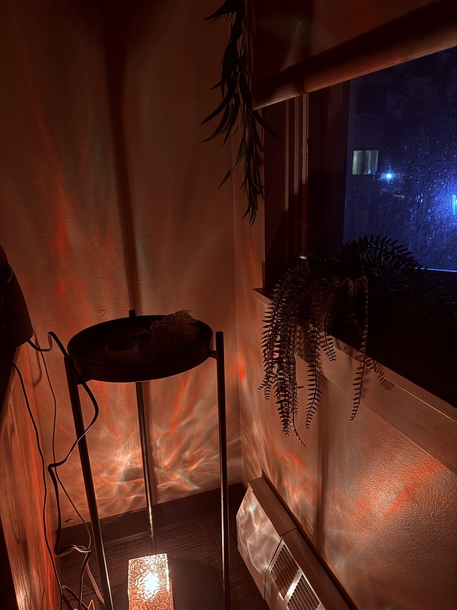 12 hours later and my room is still a mess but at least this light is cool😛