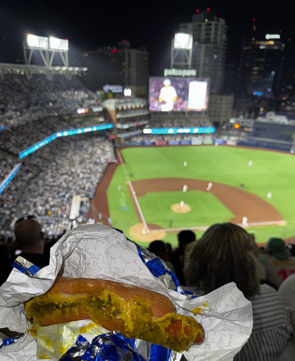 get u a friend that buys u a weenie <a href="/Evo_DNA/">Dalton</a>