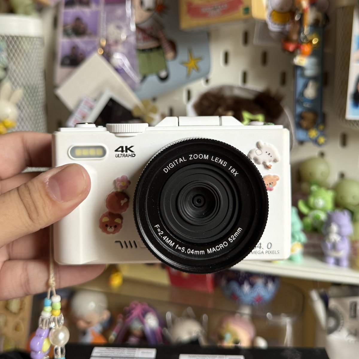 wts lfb ufs

Vetek 8 64 MP Camera  - 1700 ! 
- excellent condition; no issues 
- 8.5/10 appearance (super minimal dirt due to the color)

Inclusions
1 battery, memory card, charging cord, pouch, lens cleaner 

rfs: inde ko nalang nagagamit xd 
price nego as well lmk!